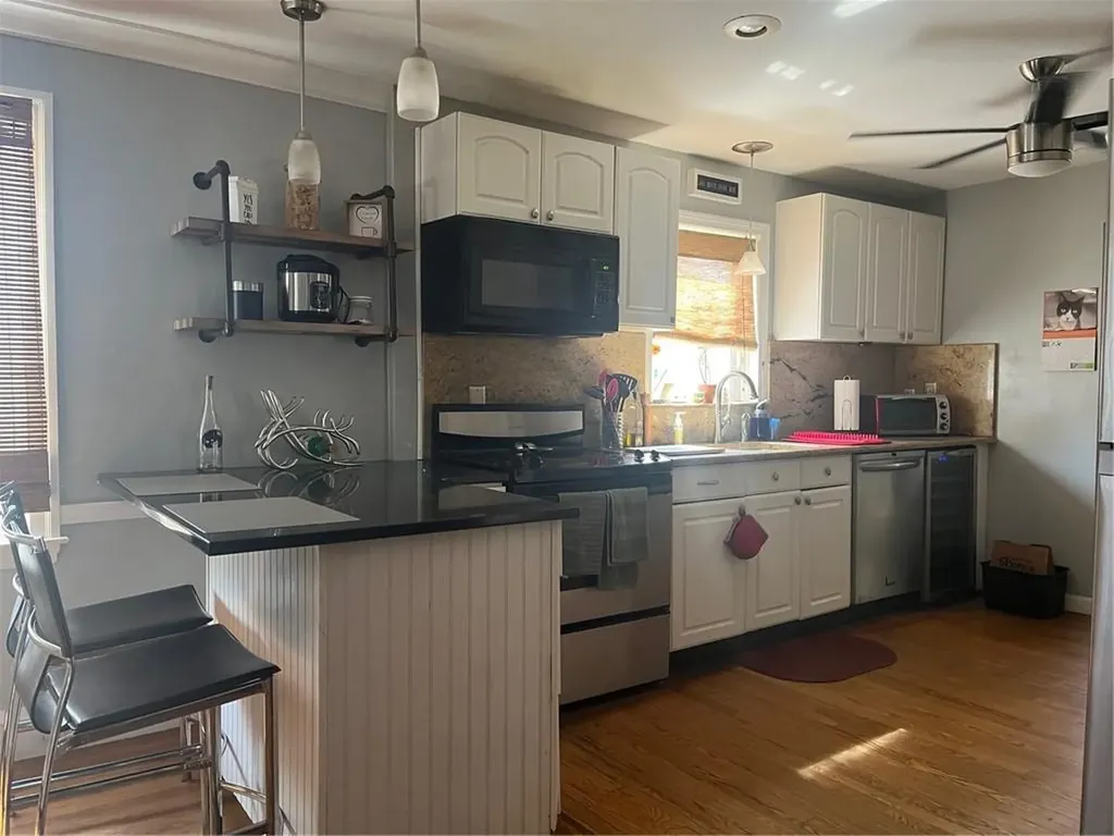272 Whitford Avenue Providence RI 02908