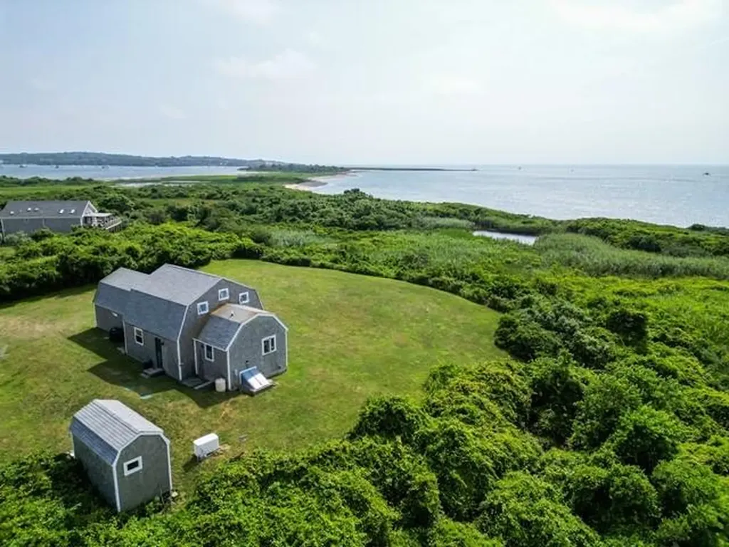 721 Corn Neck Road Block Island RI 02807