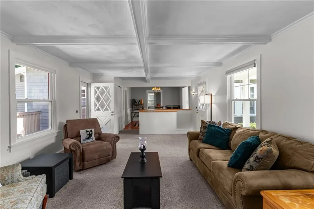 11 Crossland Road West Warwick RI 02893