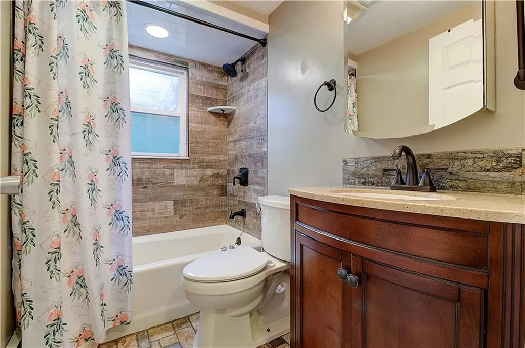 26 Wells Street West Warwick RI 02893