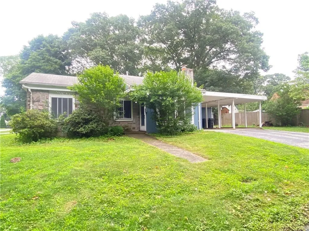 74 Pell Avenue Warwick RI 02888
