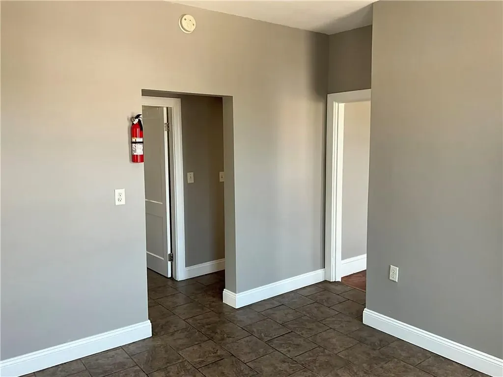 8 10 Eaton Street Providence RI 02908