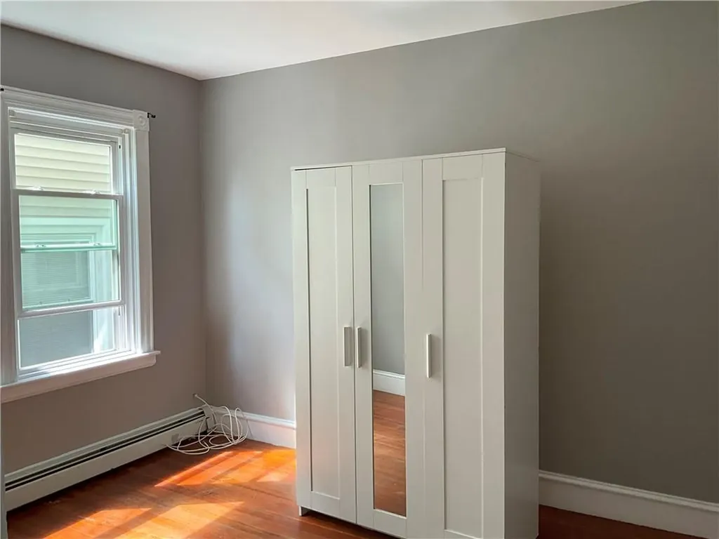 8 10 Eaton Street Providence RI 02908