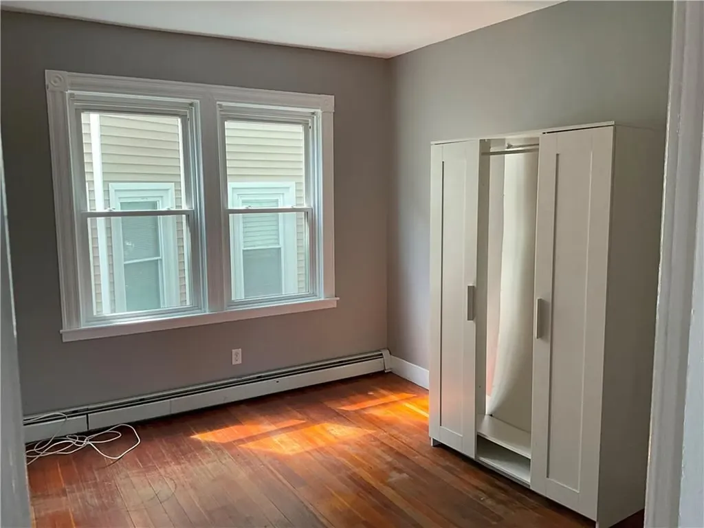 8 10 Eaton Street Providence RI 02908