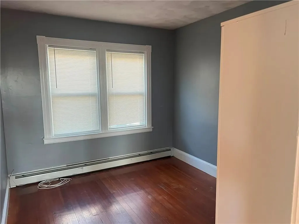 8 10 Eaton Street Providence RI 02908