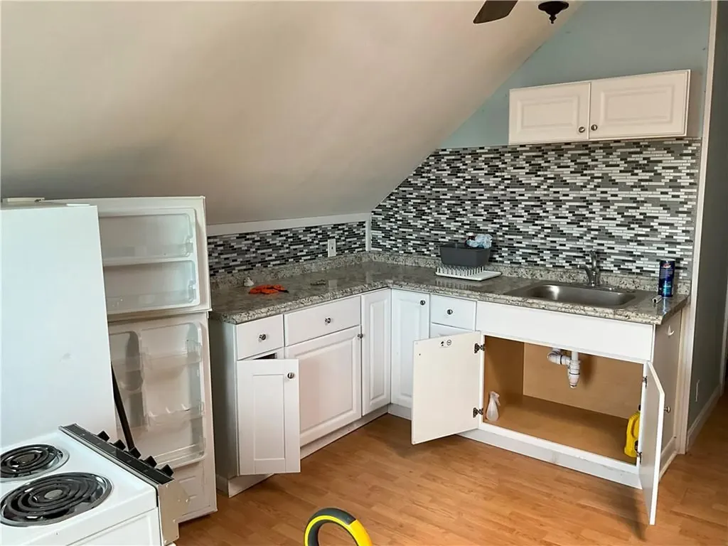 8 10 Eaton Street Providence RI 02908