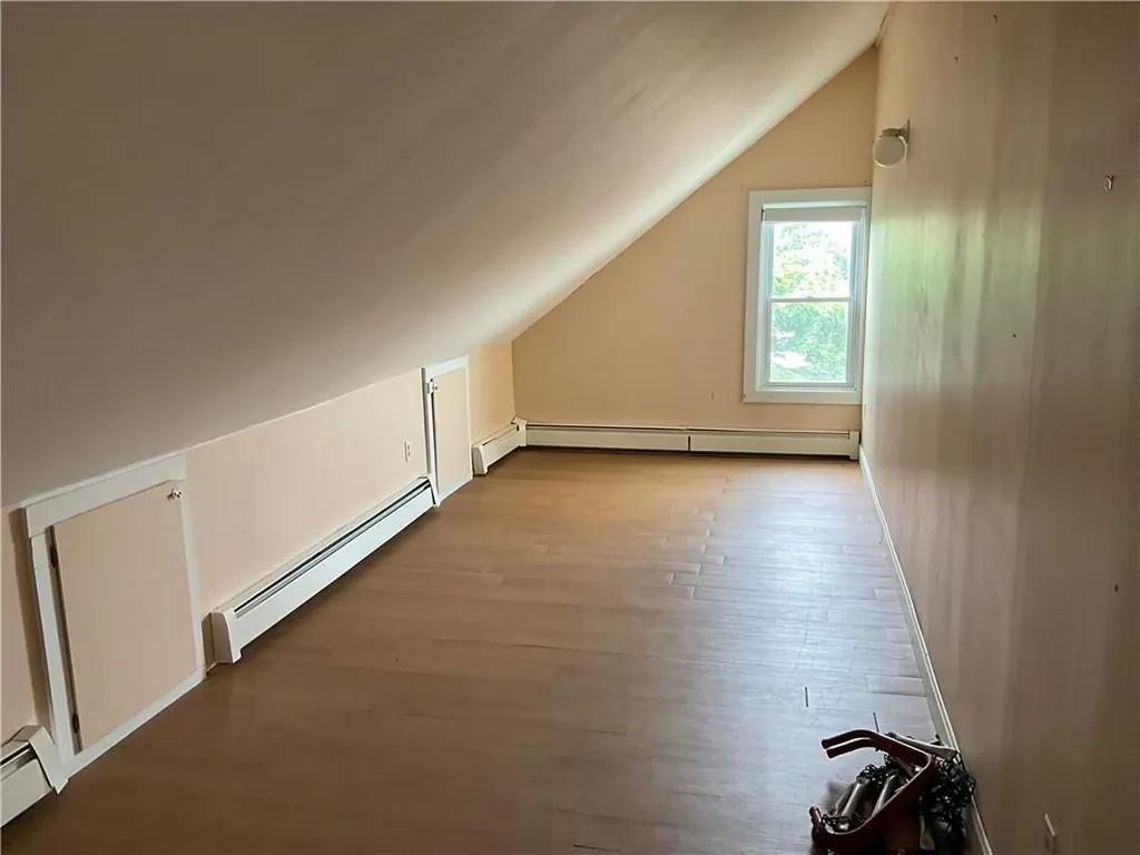 8 10 Eaton Street Providence RI 02908