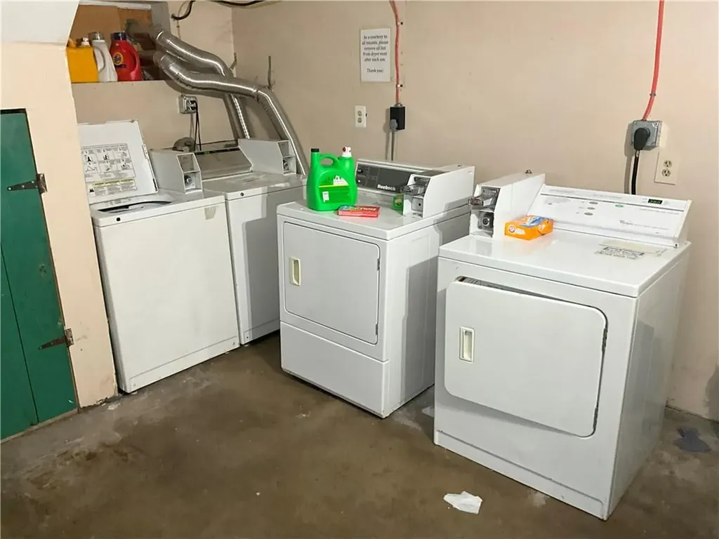 8 10 Eaton Street Providence RI 02908
