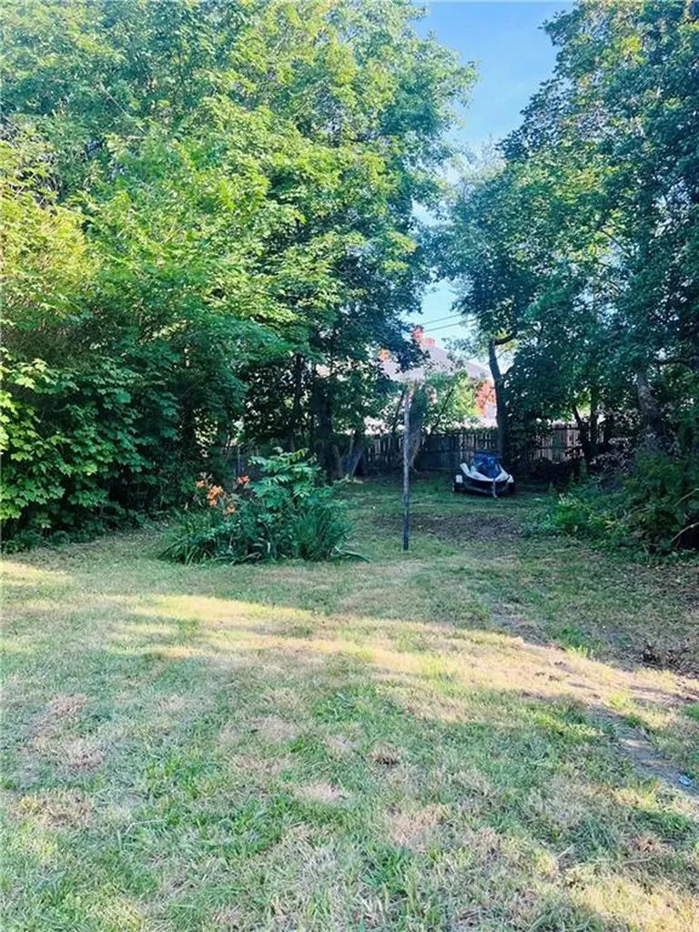 37 Child Street Warren RI 02885