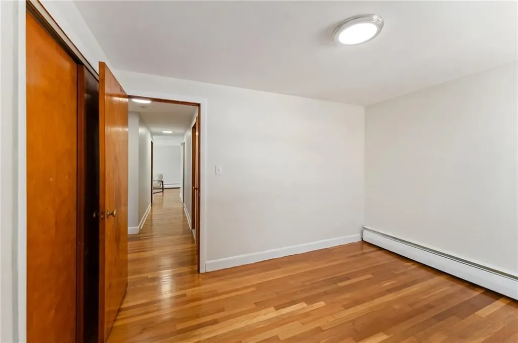 39 Damon Avenue Warwick RI 02889