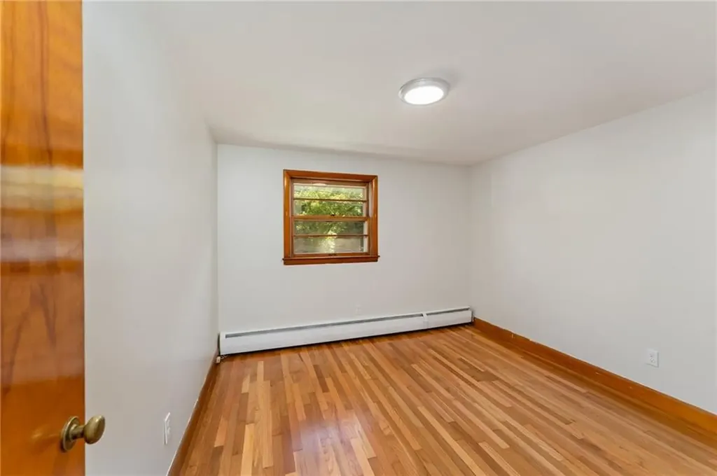 39 Damon Avenue Warwick RI 02889