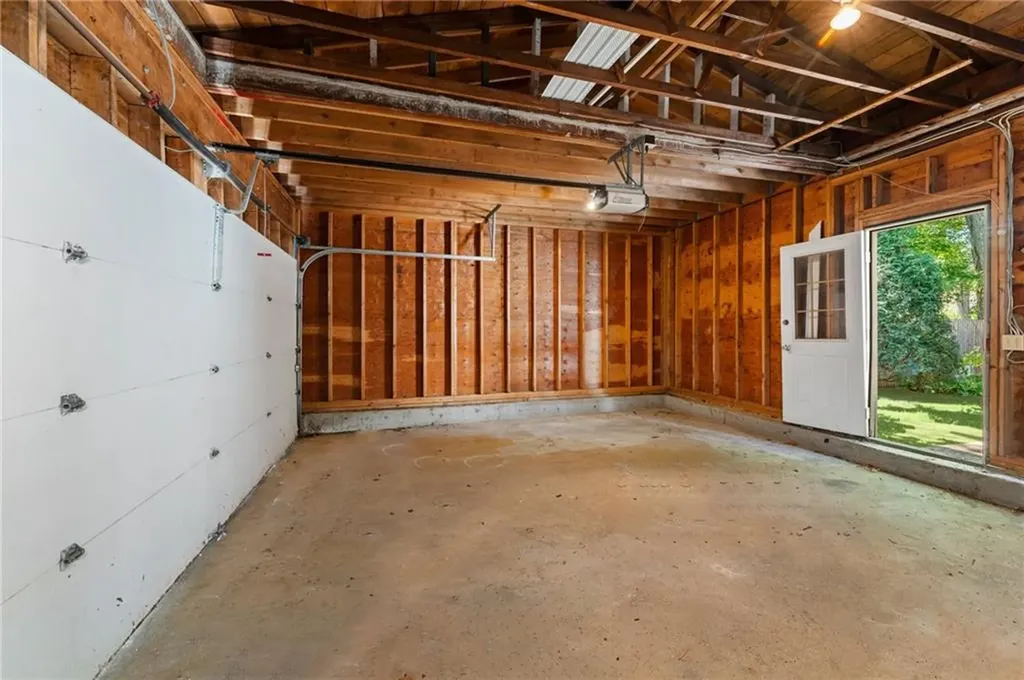 39 Damon Avenue Warwick RI 02889