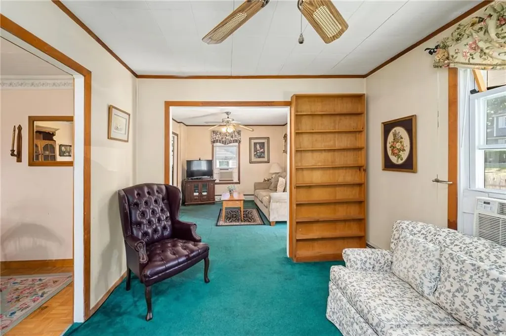 323 Maple Street Woonsocket RI 02895