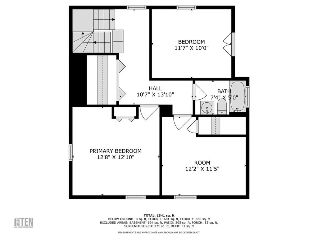 323 Maple Street Woonsocket RI 02895