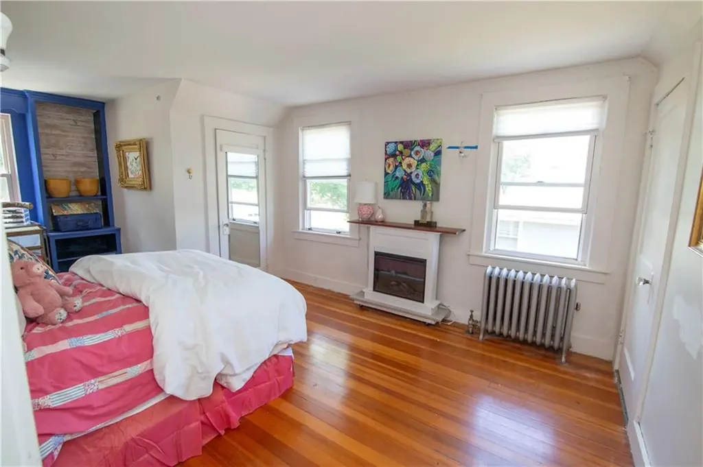 124 Beach Street Westerly RI 02891