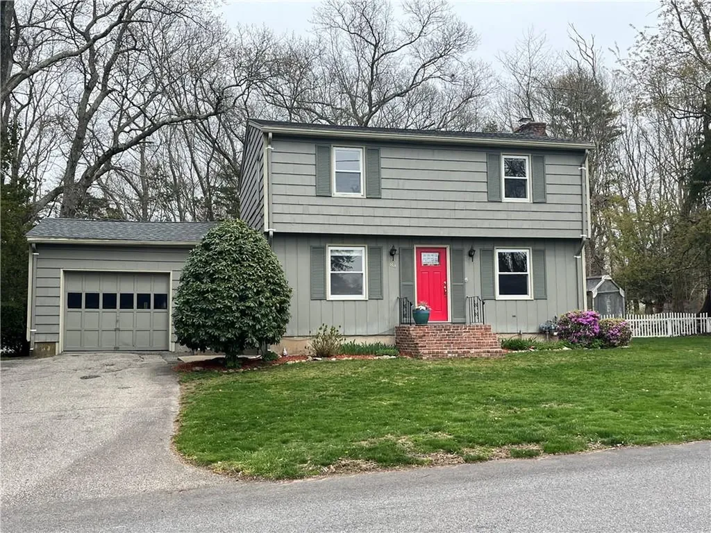 84 Edmond Drive Warwick RI 02886