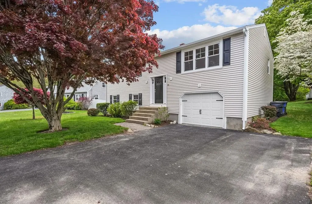 11 Turner Drive West Warwick RI 02893