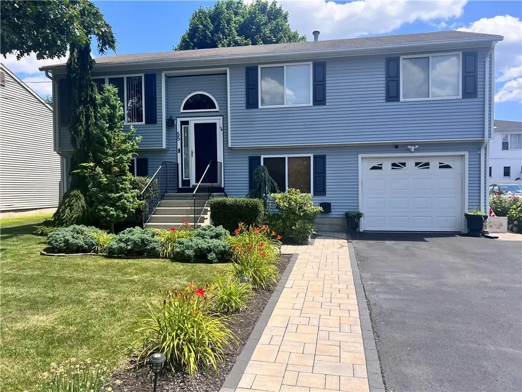 55 Ashley Street Cranston RI 02920