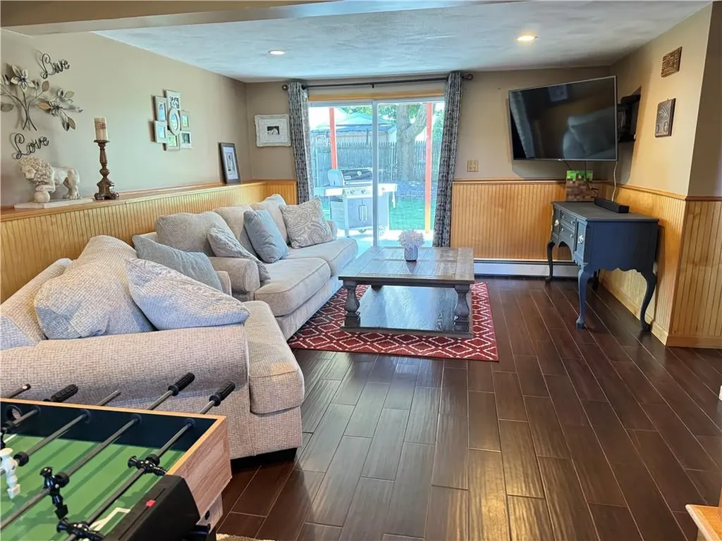 55 Ashley Street Cranston RI 02920