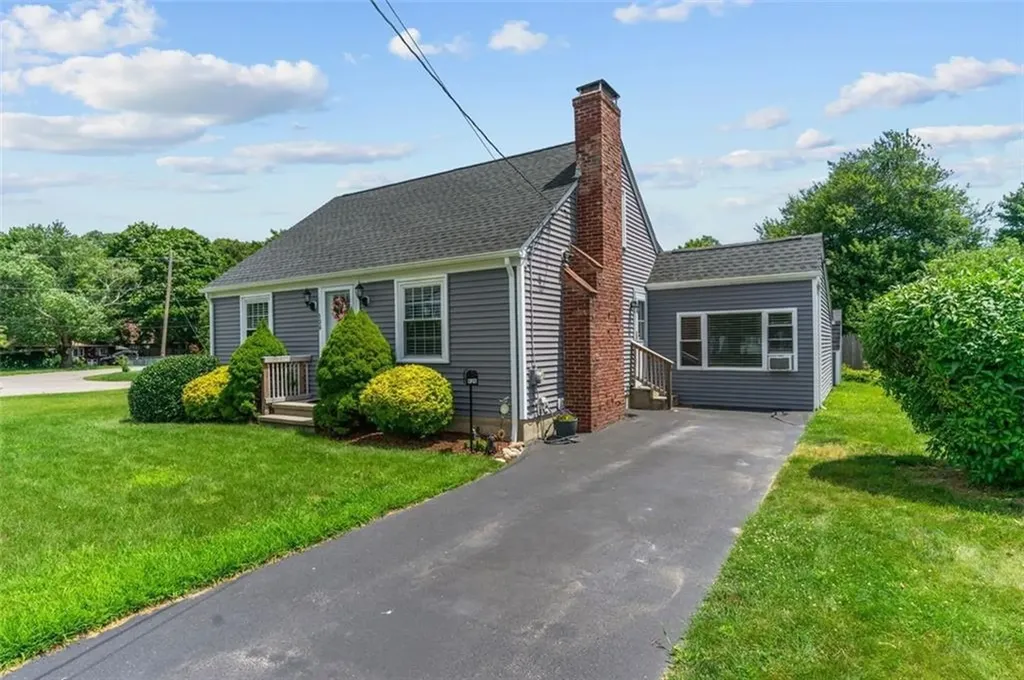 136 Circuit Drive Warwick RI 02889