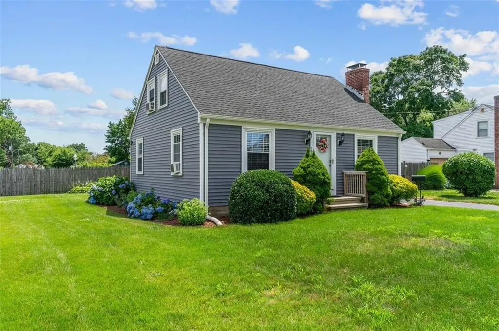 136 Circuit Drive Warwick RI 02889