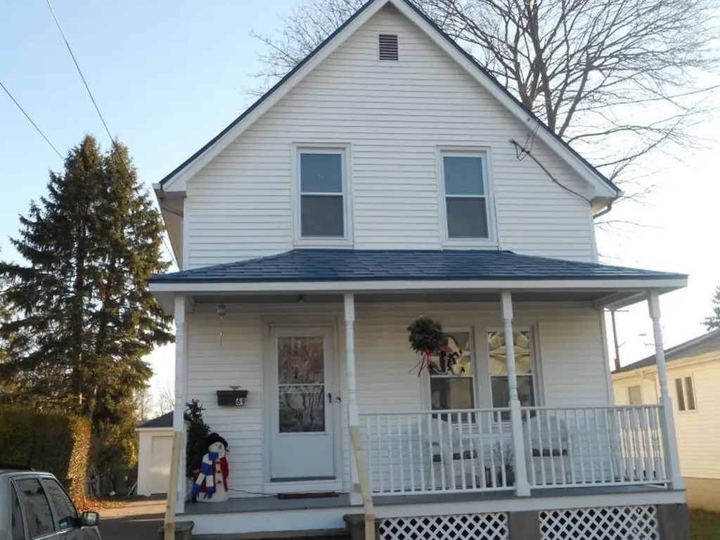 69 John Street Westerly RI 02891