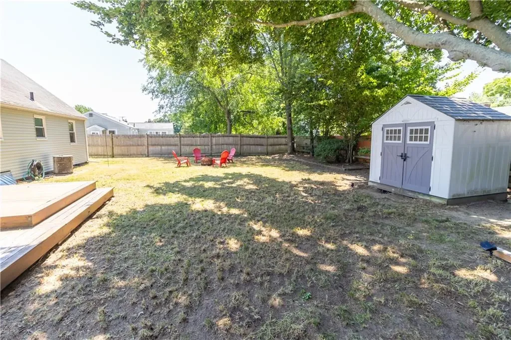 477 Buttonwoods Avenue Warwick RI 02886