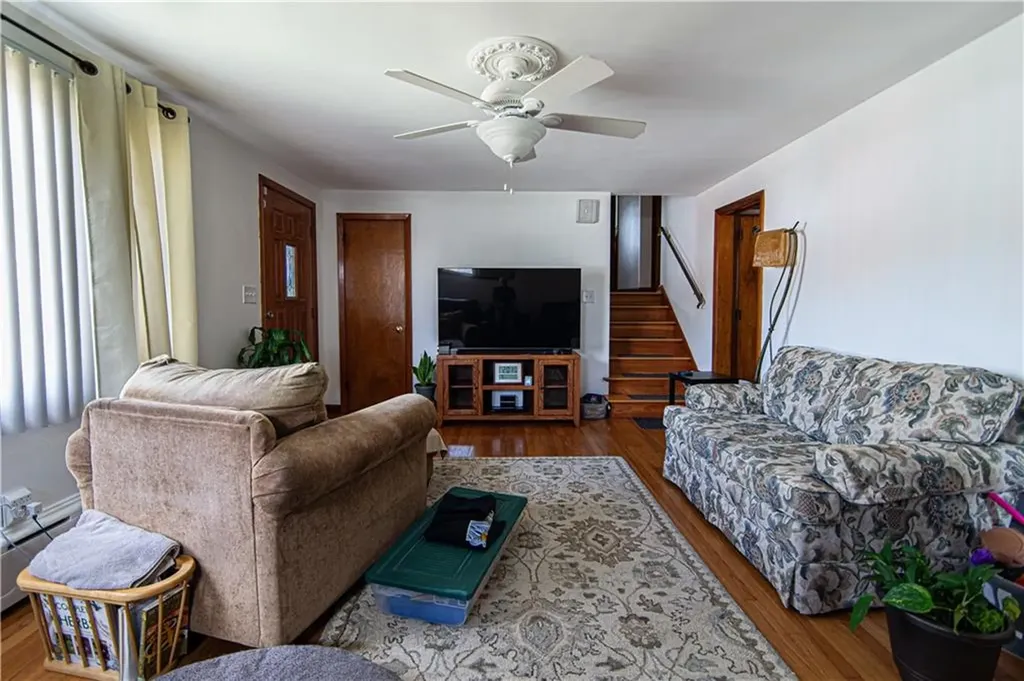 153 Beardsworth Road Tiverton RI 02878
