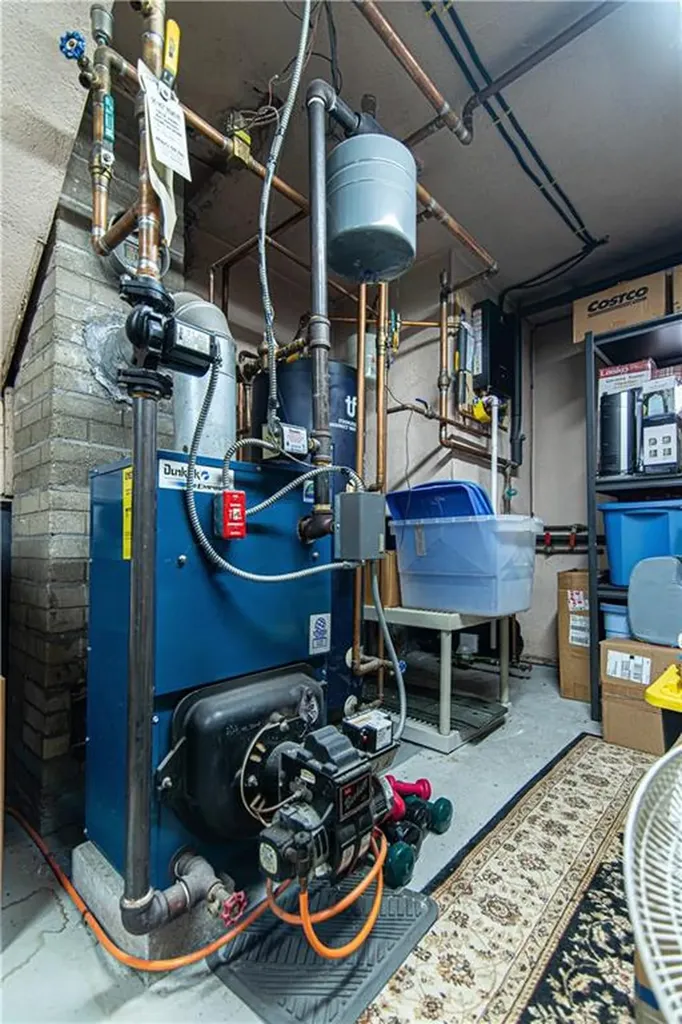 153 Beardsworth Road Tiverton RI 02878