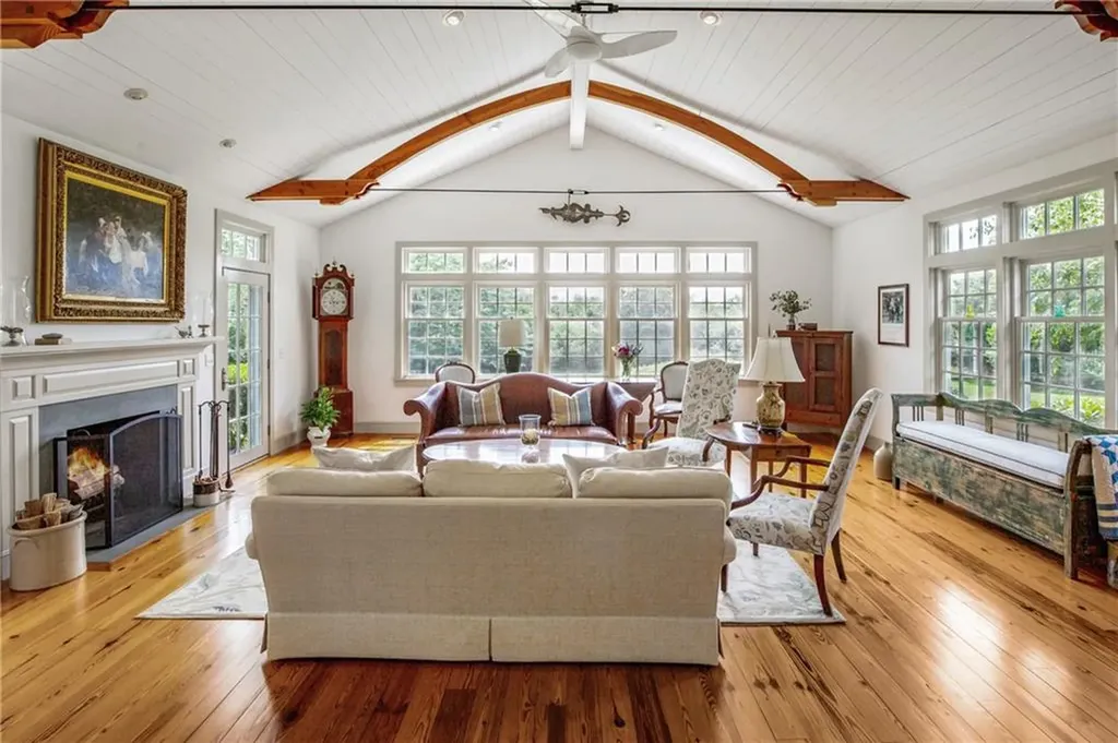 46 Harrington Avenue Portsmouth RI 02871