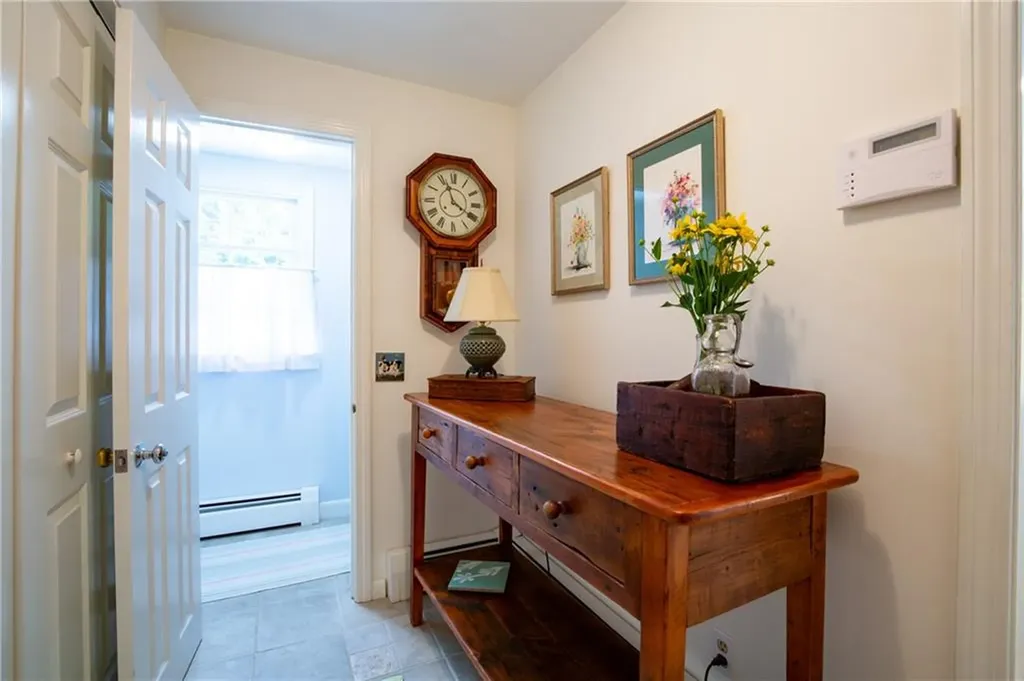 46 Harrington Avenue Portsmouth RI 02871