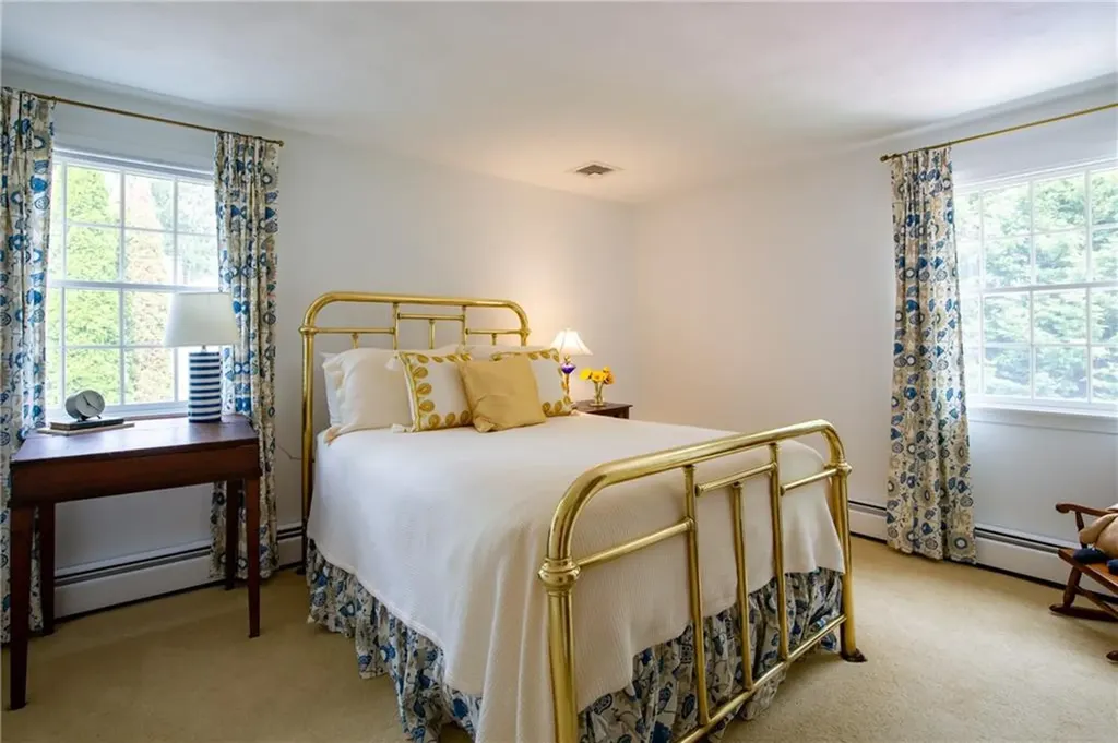 46 Harrington Avenue Portsmouth RI 02871