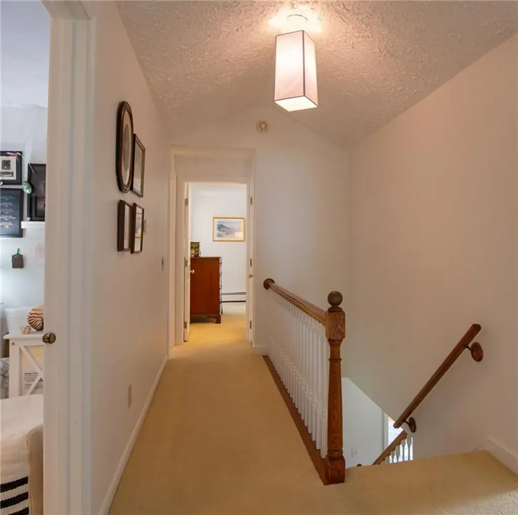 46 Harrington Avenue Portsmouth RI 02871
