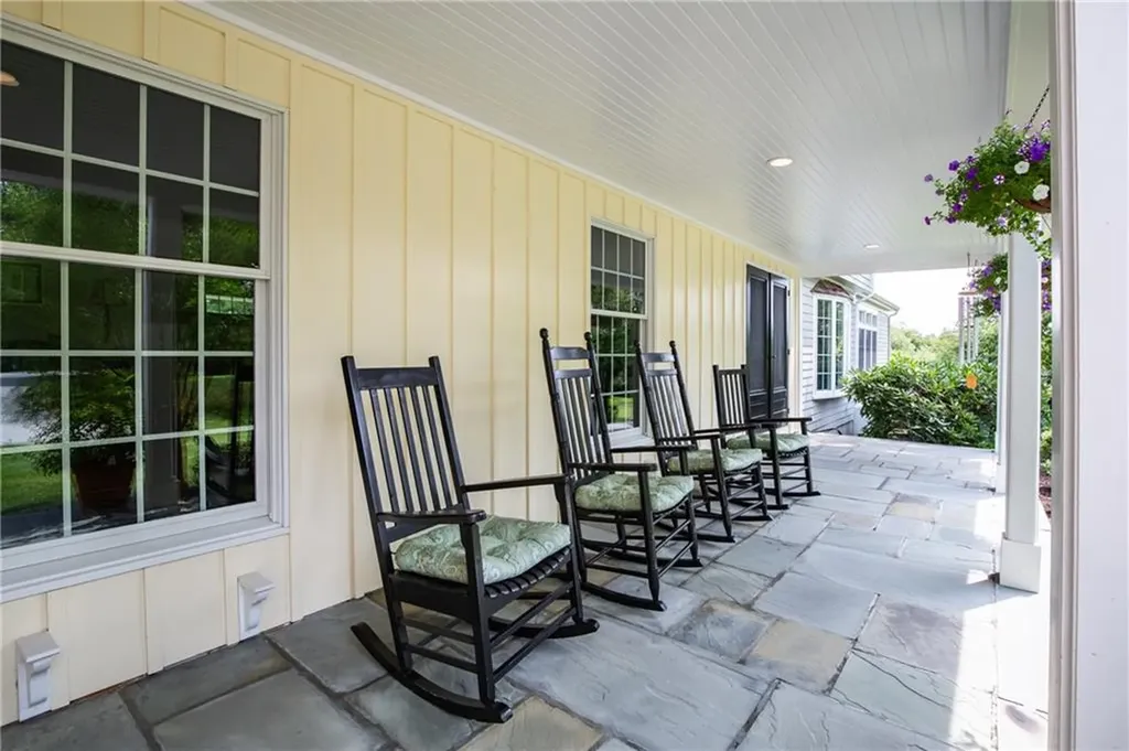 46 Harrington Avenue Portsmouth RI 02871