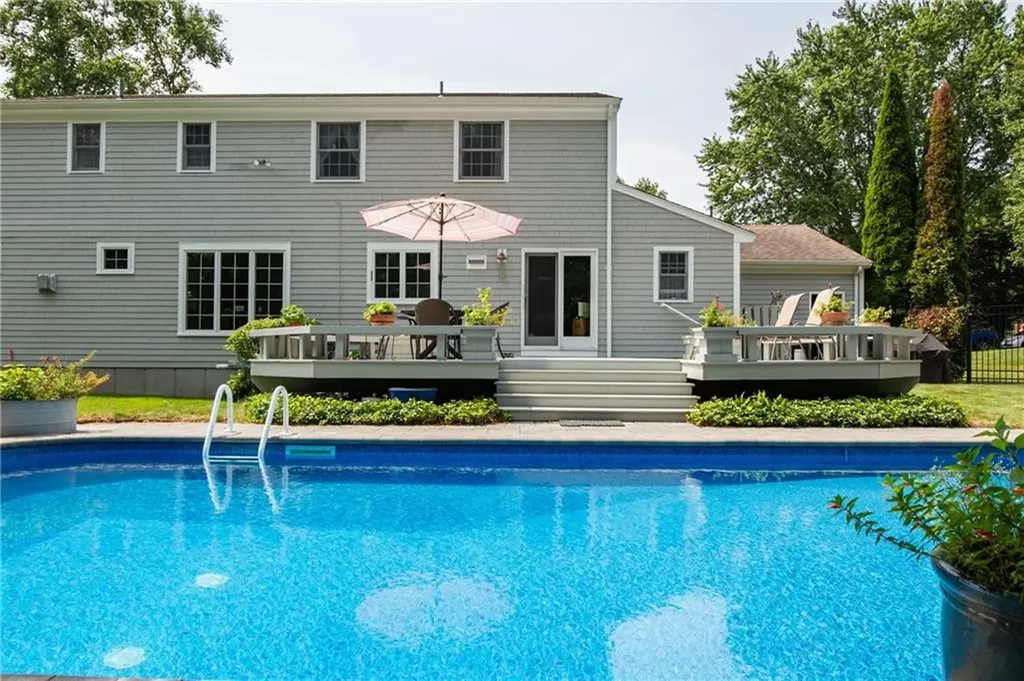46 Harrington Avenue Portsmouth RI 02871