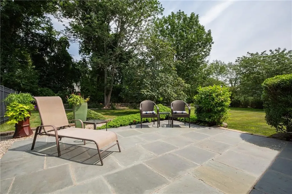 46 Harrington Avenue Portsmouth RI 02871