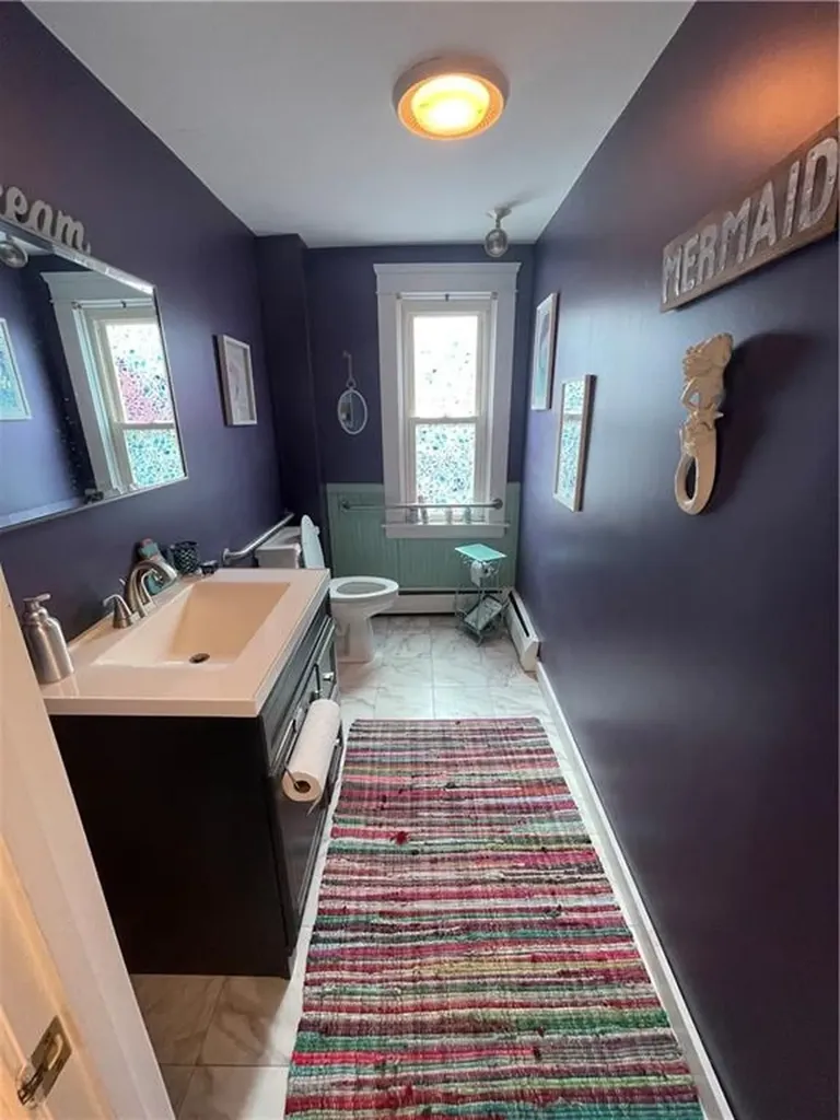 1672 Cranston Street Cranston RI 02920
