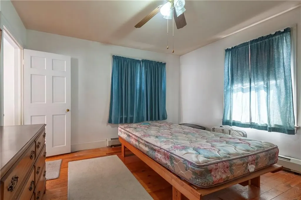 52 West Lawn Avenue Pawtucket RI 02860