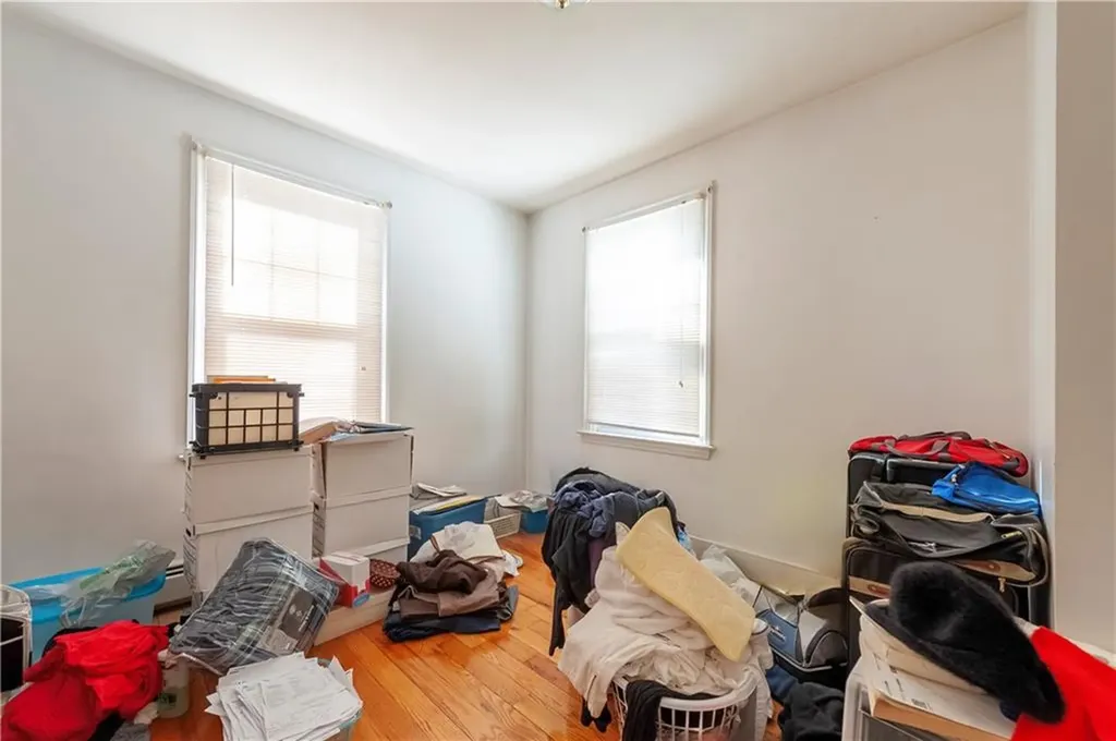 52 West Lawn Avenue Pawtucket RI 02860