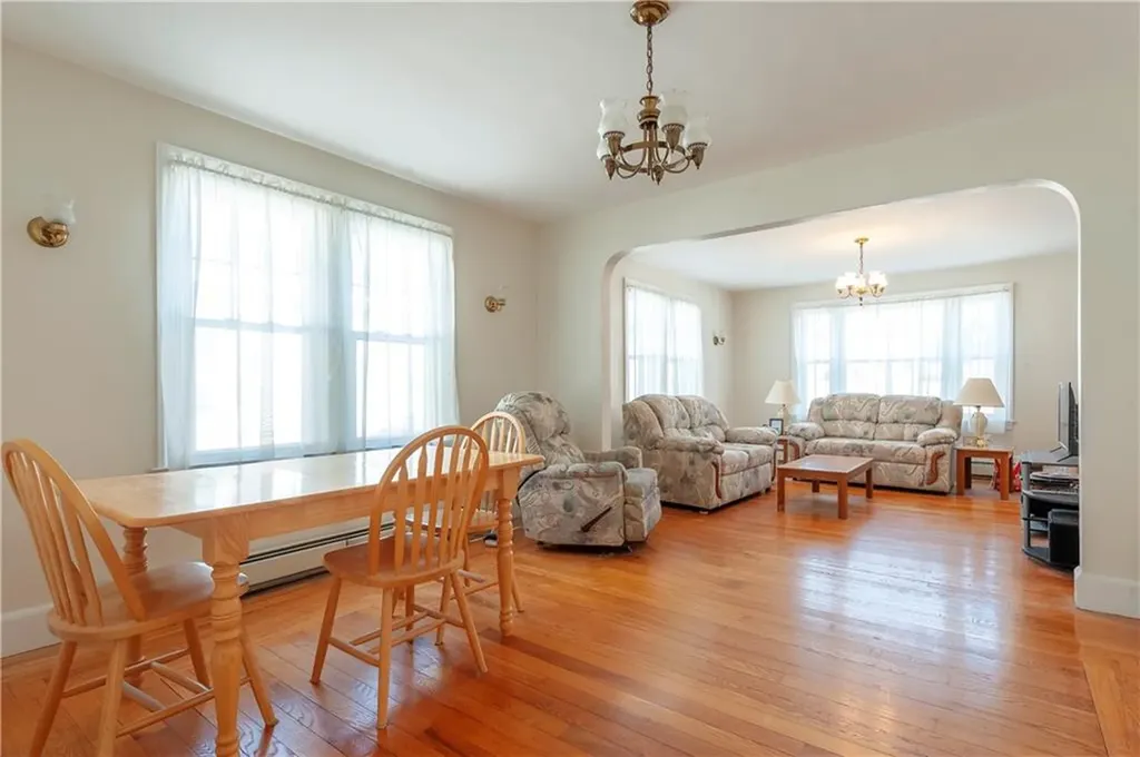 52 West Lawn Avenue Pawtucket RI 02860