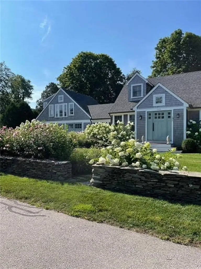 143 Longfellow Road Jamestown RI 02835