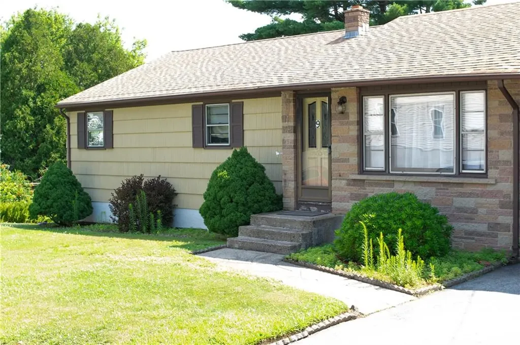 9 Ann Street Cumberland RI 02864
