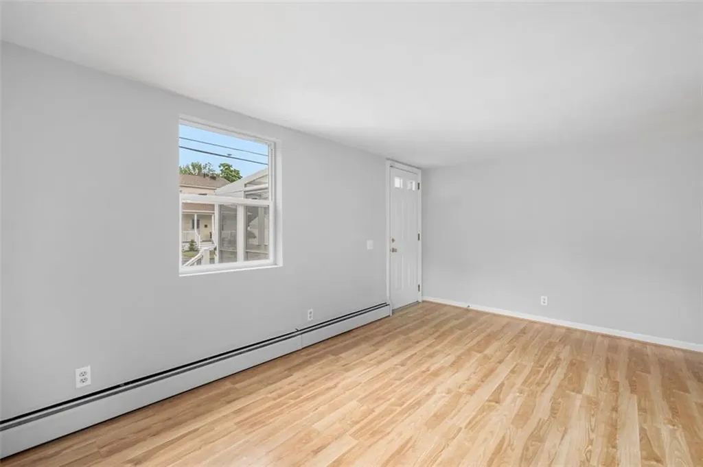 131 Morse Avenue Warwick RI 02886