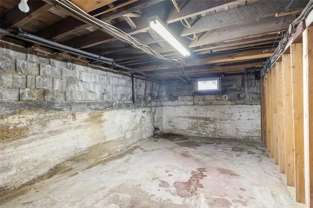 131 Morse Avenue Warwick RI 02886