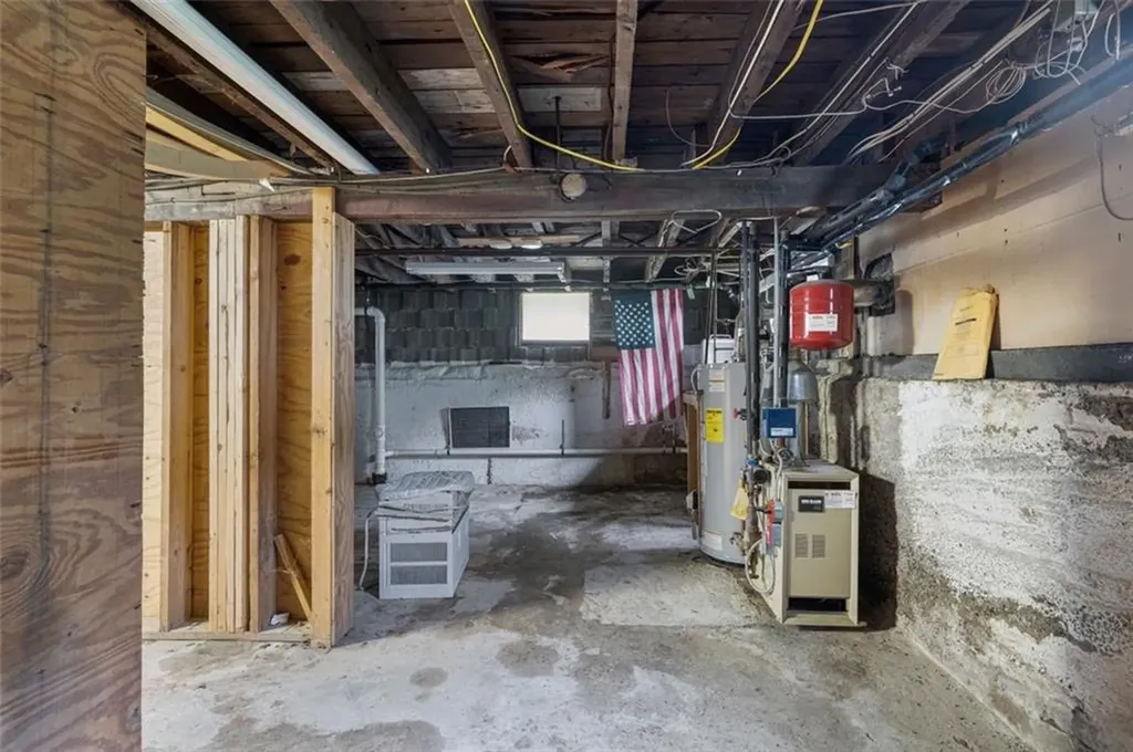 131 Morse Avenue Warwick RI 02886