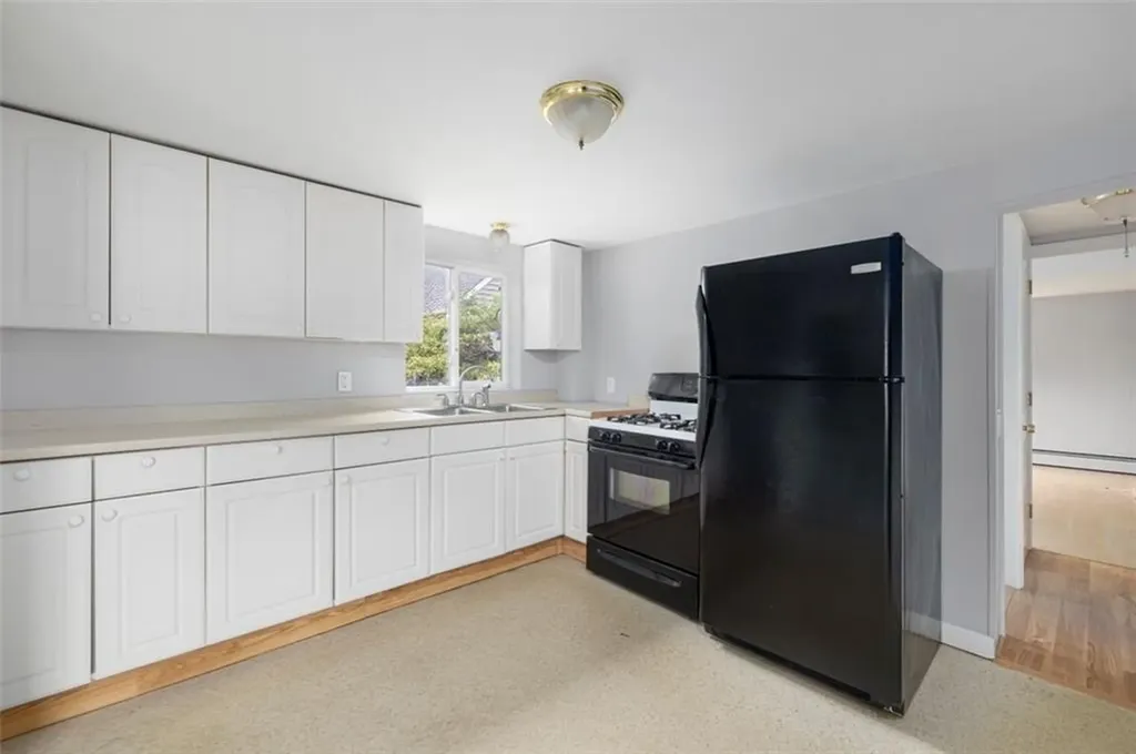 131 Morse Avenue Warwick RI 02886