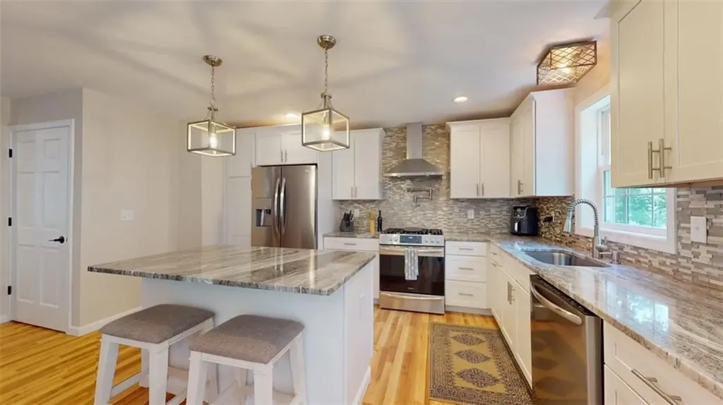 124 Johnson Road Foster RI 02825
