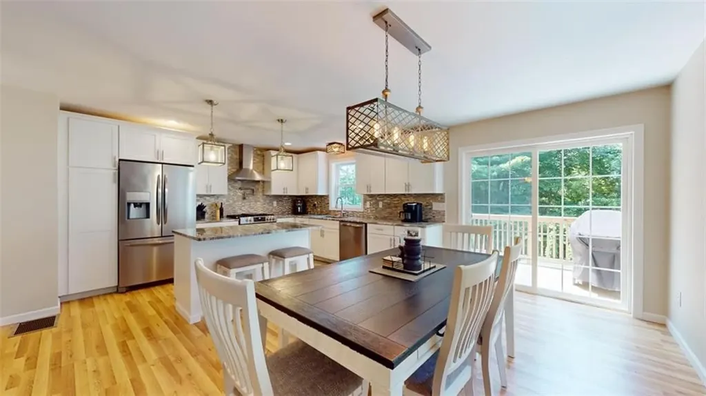 124 Johnson Road Foster RI 02825