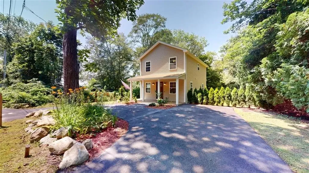 124 Johnson Road Foster RI 02825