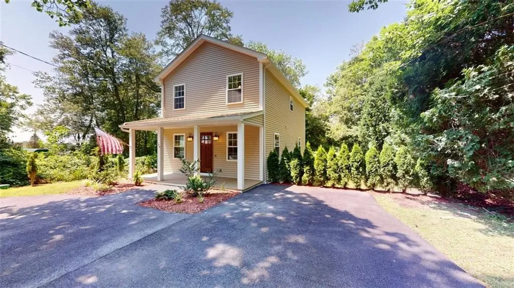 124 Johnson Road Foster RI 02825